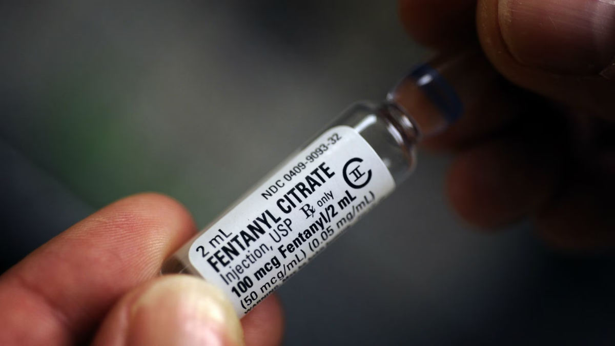 Fentanilo: más muertes y anomalías detectadas en otros medicamentos de HLB Pharma