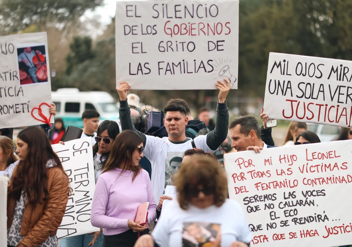 Sube a 76 el número de muertos por fentanilo adulterado