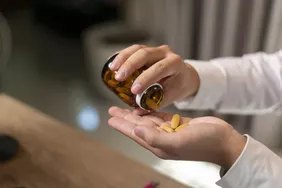 El magnesio creció como suplemento para dormir, pero la ciencia aún no lo avala