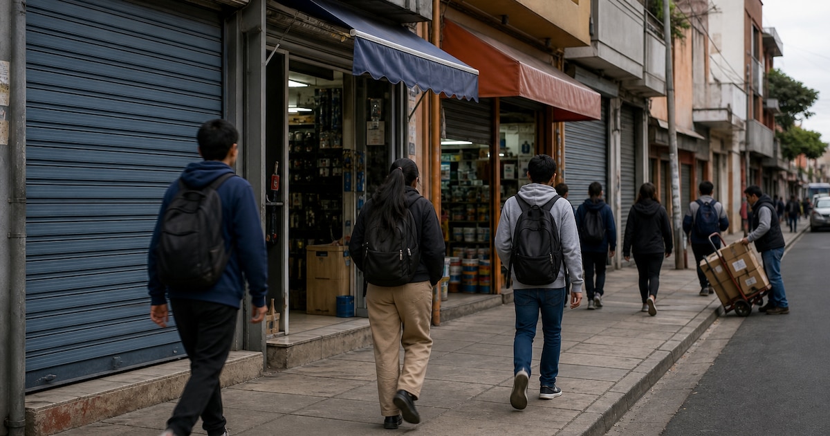 Más de 354.000 empleos formales menos desde fines de 2023