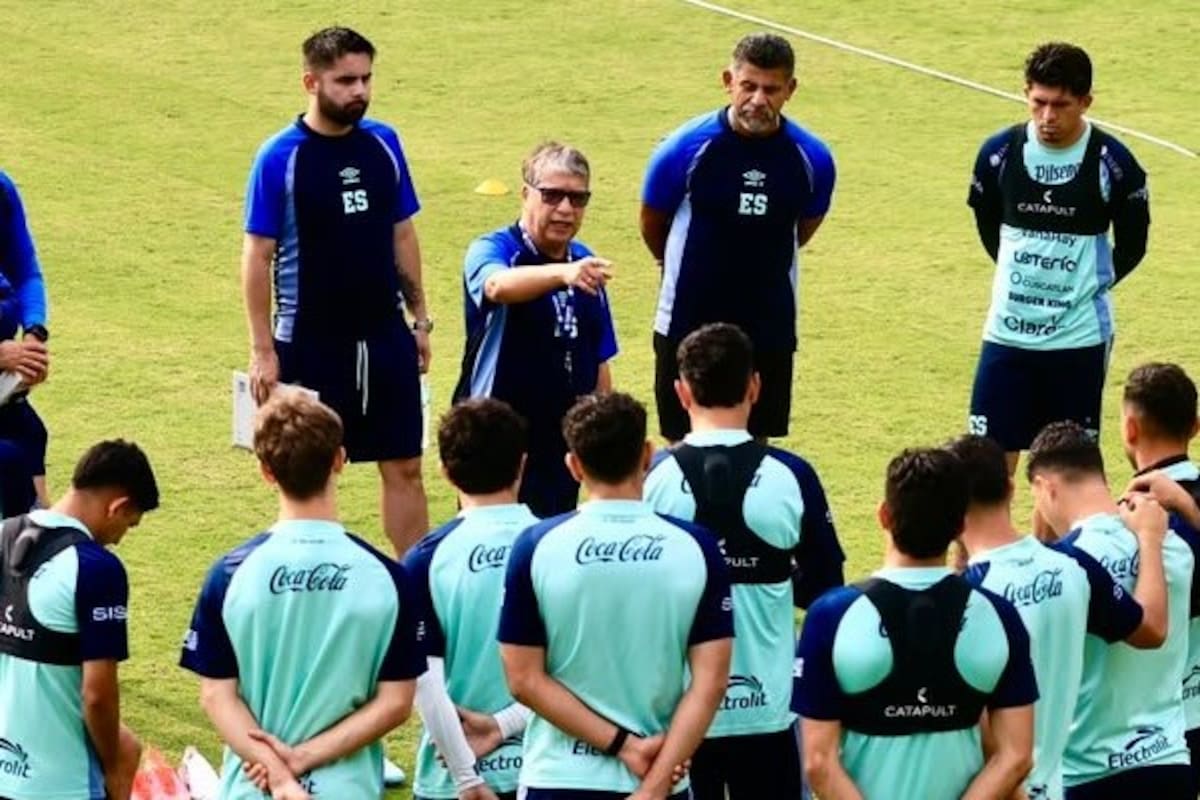 El Salvador cayó 6-0 ante Guatemala y ratificaron a Bolillo Gómez como entrenador